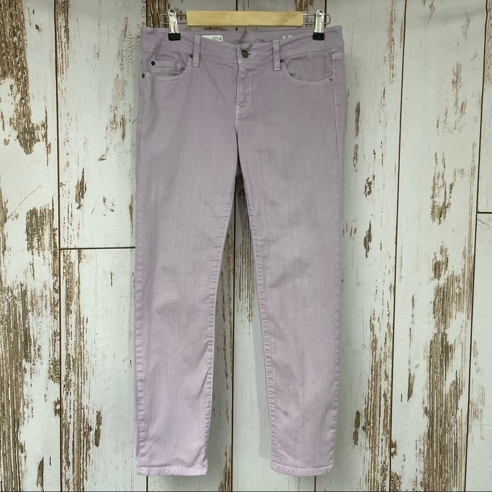 GAP 1969 Always Skinny Jeans, Lilac Purple. Size 4/27. In good used condition!